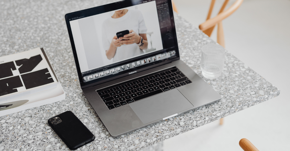 6 Best AI Design Tools for E-commerce Marketing