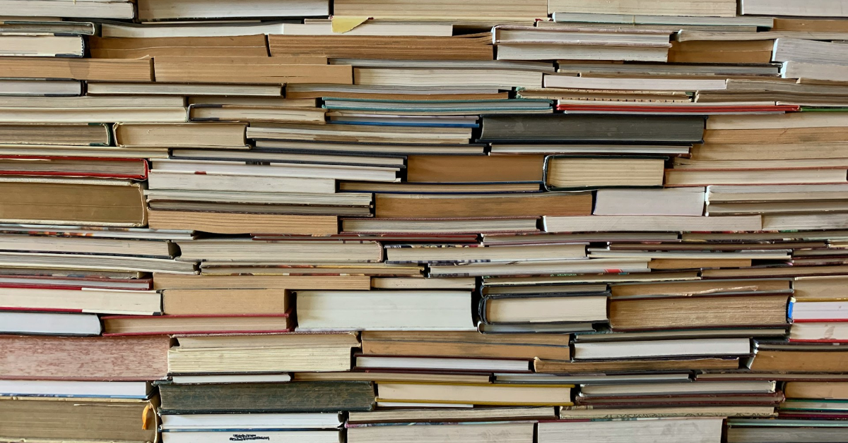 Redefining Research and Content Creation with AI Assistants