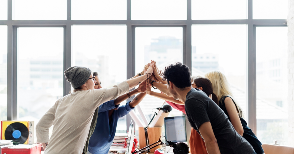 Best Clutch Alternatives: Which B2B Review Platform Is Right for Your Business?